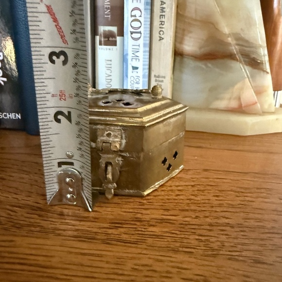 VTG Brass Octagon Cricket Box Handle & Hinged Lid For Trinket Incense Potpourri - Picture 7 of 9